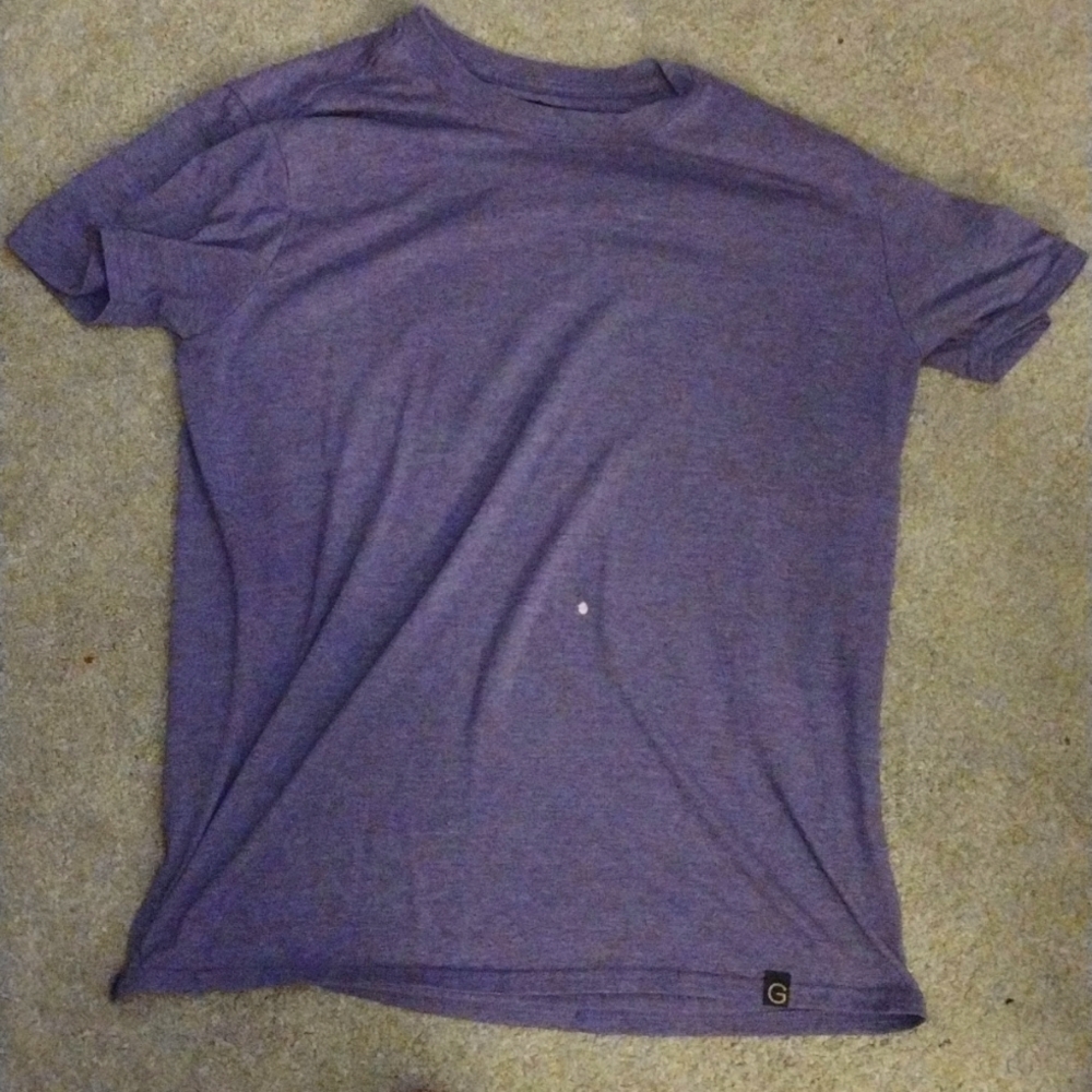 Large men's purple goldtoe Tshirt